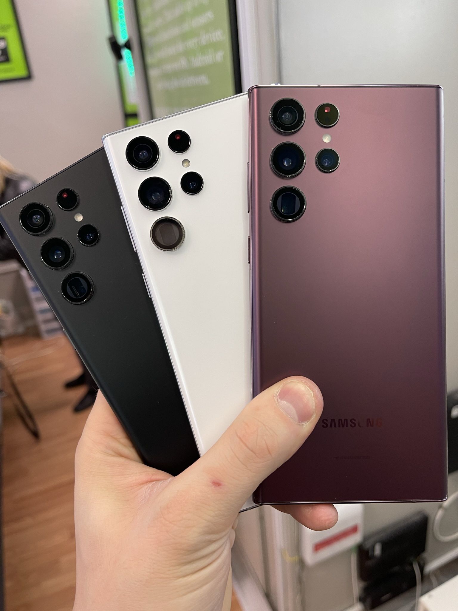 Unlocked Samsung Galaxy S22 Ultra 5G 128GB