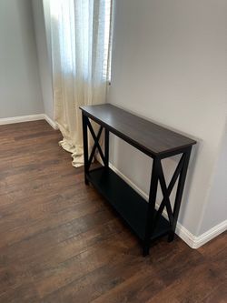 Wood table stand