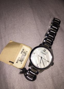 BRAND NEW BURBERRY BU10110