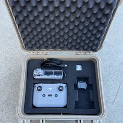 RC-N1C remote and one 4 k battery and charger with a carring case .