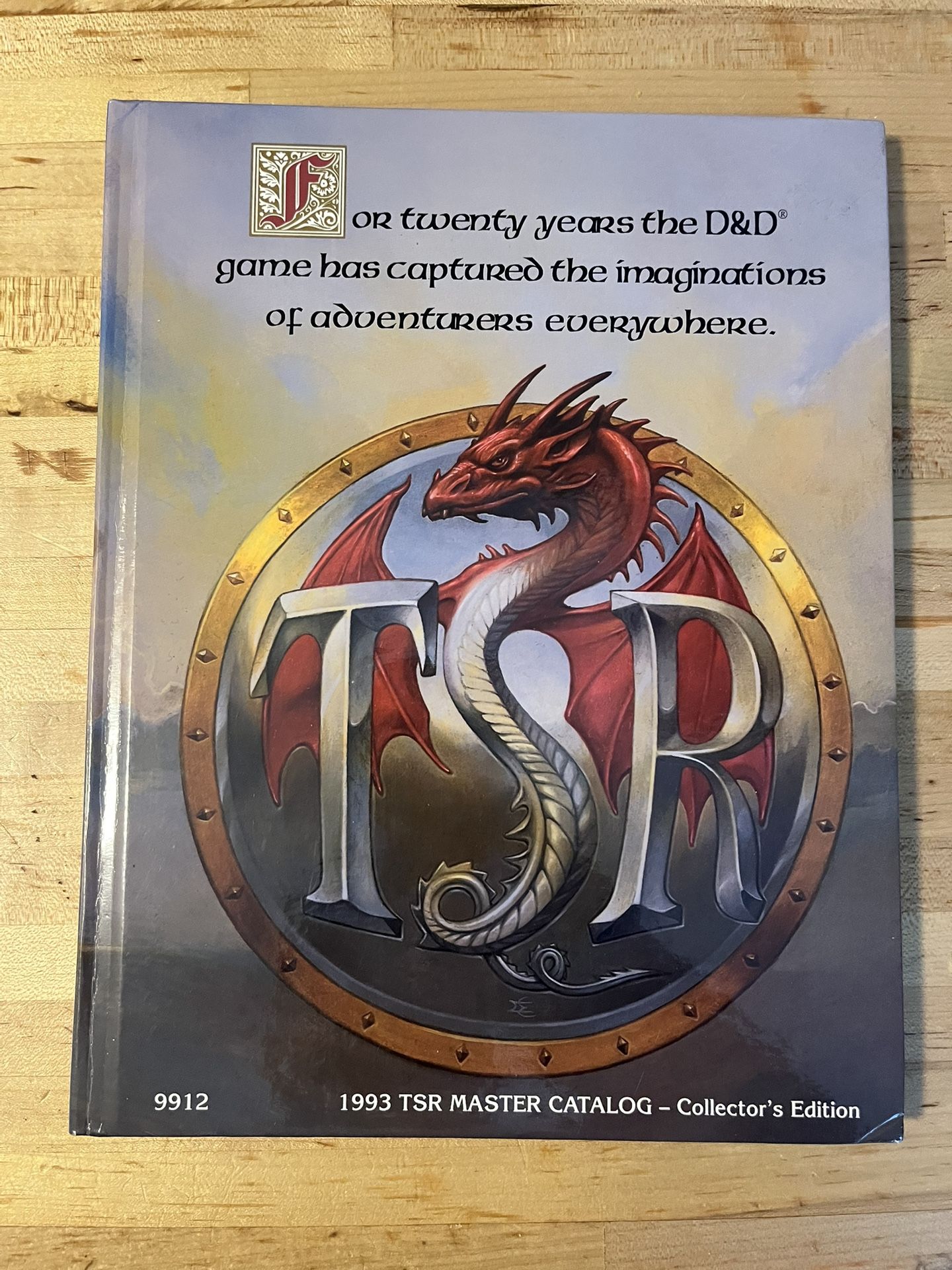 1993 TSR GAMES MASTER CATALOG hardcover Collector's Edition See Condition