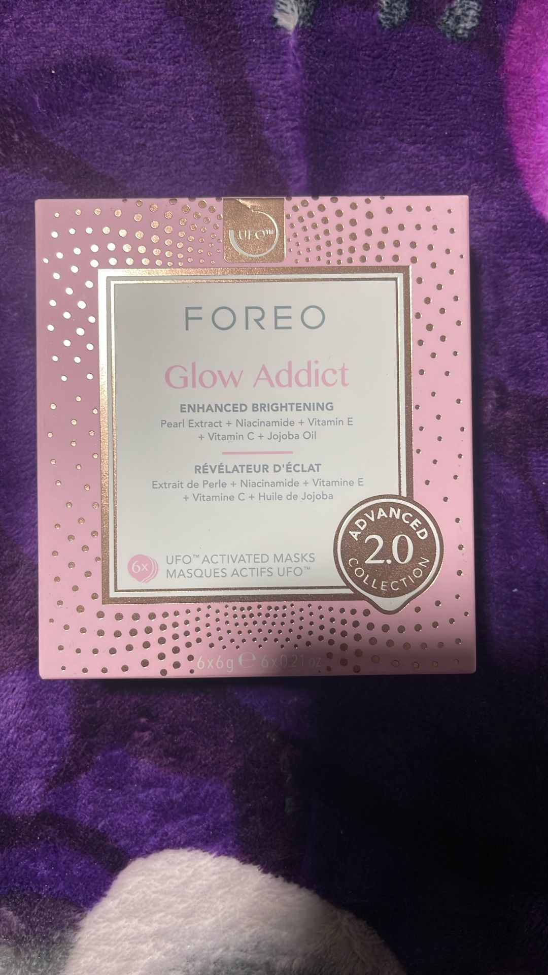 Foreo - Glow Addict. 6 In Stock .