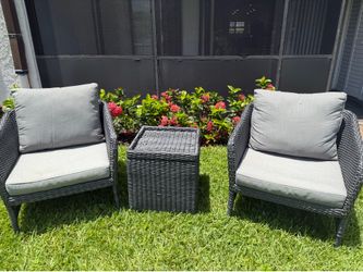 Patio Chairs and side Table