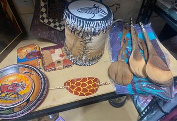 African collectiables lot