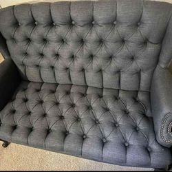 FREE DELIVERY 🚚 Fairfield Tufted Blue LOVESEAT 