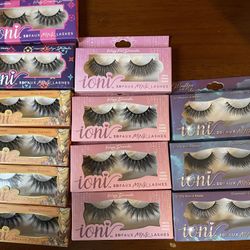 BRAND NEW LASHES $13