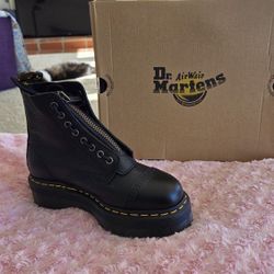 Doc Martens Sinclair Black Women's Size 8