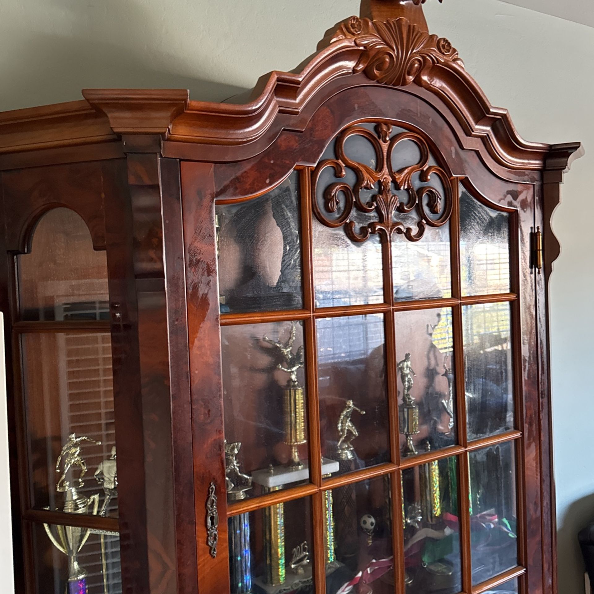 Armoire/Trophy Case