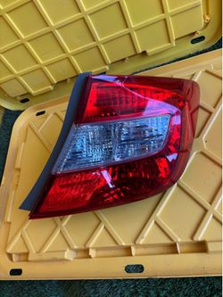 2012 Honda civic sedan right hand passenger taillight