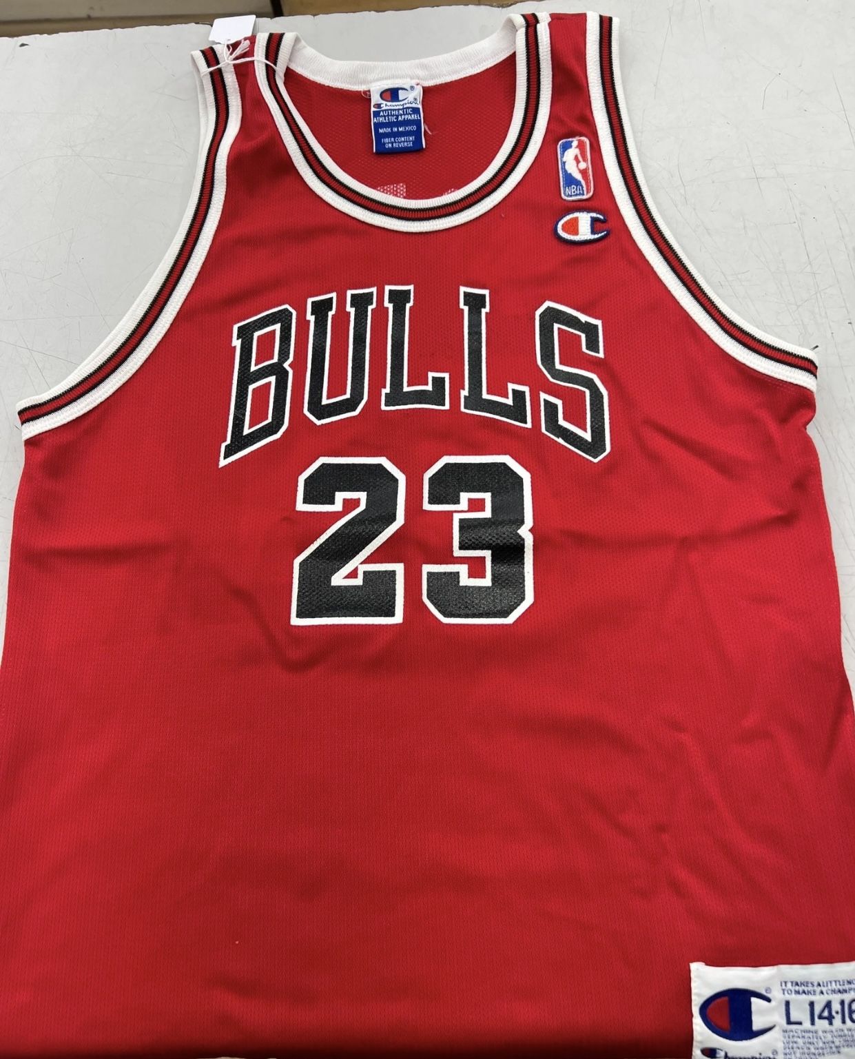 $75 Jordan Bulls Jersey (Kids Large)
