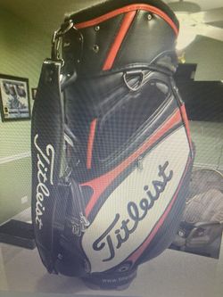 TITLEIST GOLF BAG