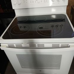 GE GLASS TOP STOVE 