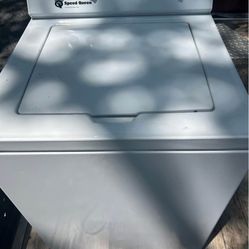 SPEED QUEEN WASHER