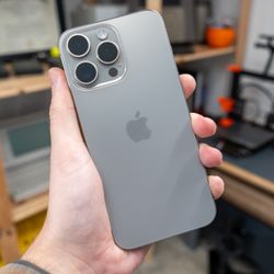 iPhone 15 Pro Max 256gig Unlocked