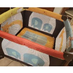 Delta Pack N Play 