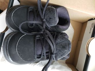 Baby shoes