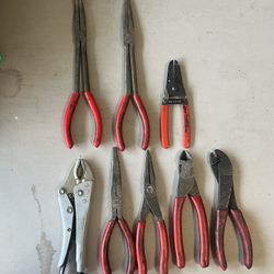 Snap On Pliers  $125