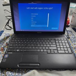 Toshiba Satellite Laptop (TESTED WORKING AND RESET)