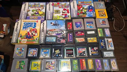 Large Game Boy / GBA Game Lot