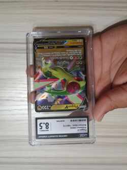 Flygon V Near Mint 8.5
