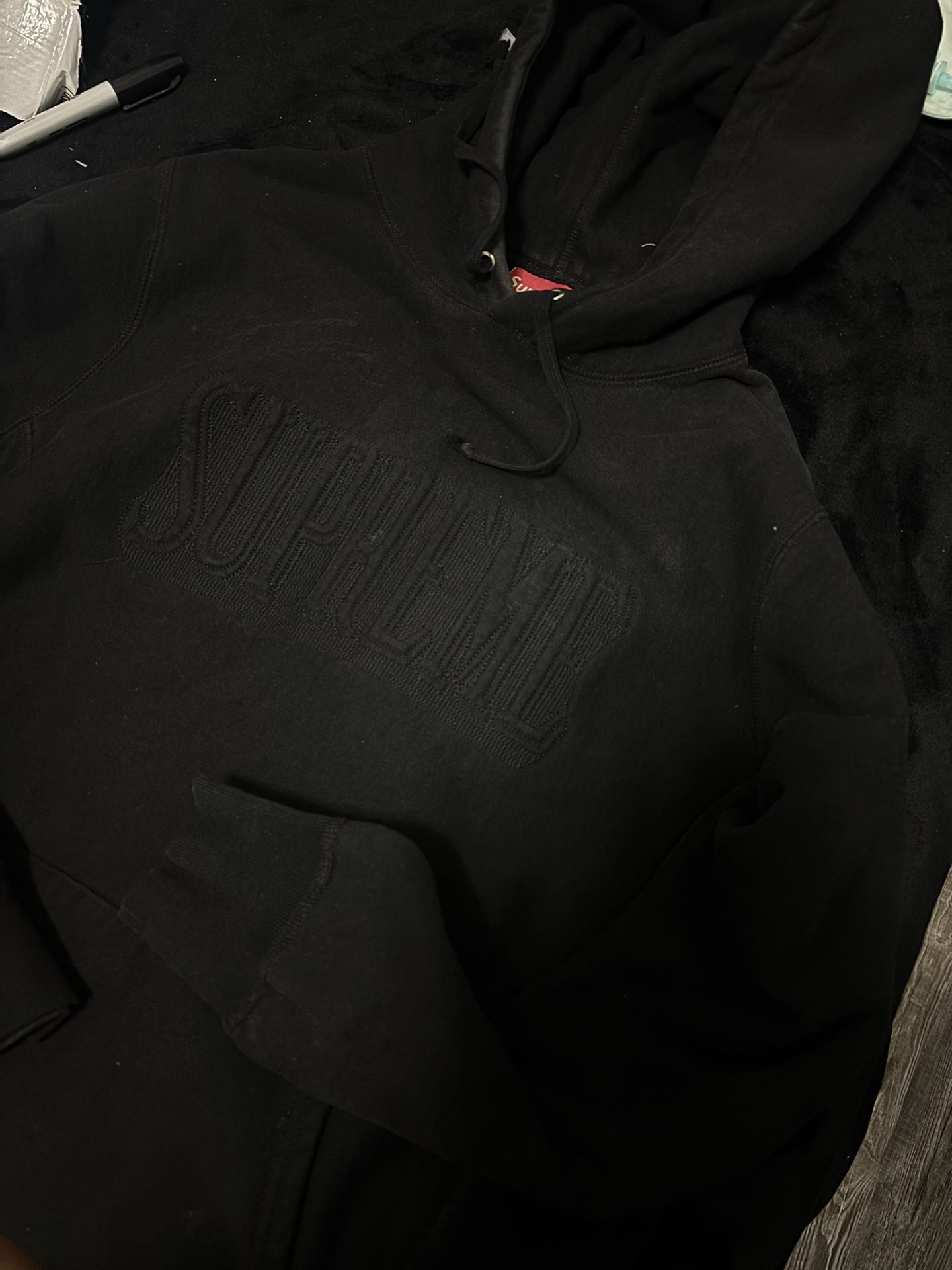 Supreme Hoodie