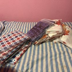 Shower curtains/table mats set bundle