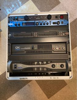 Gator Rack Case with barometer us Major Outboard gear