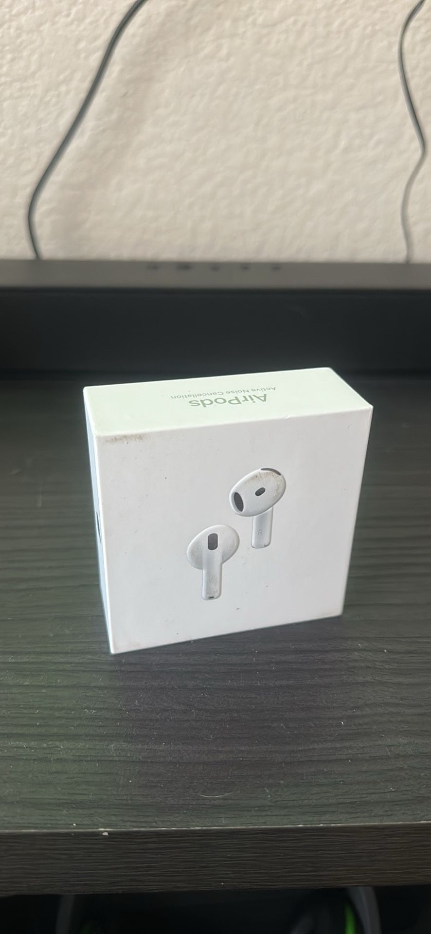 Apple AirPods 4