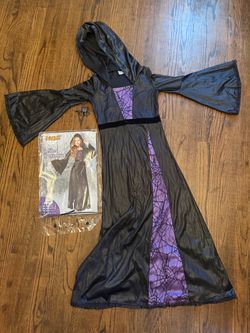 Girls costume size small