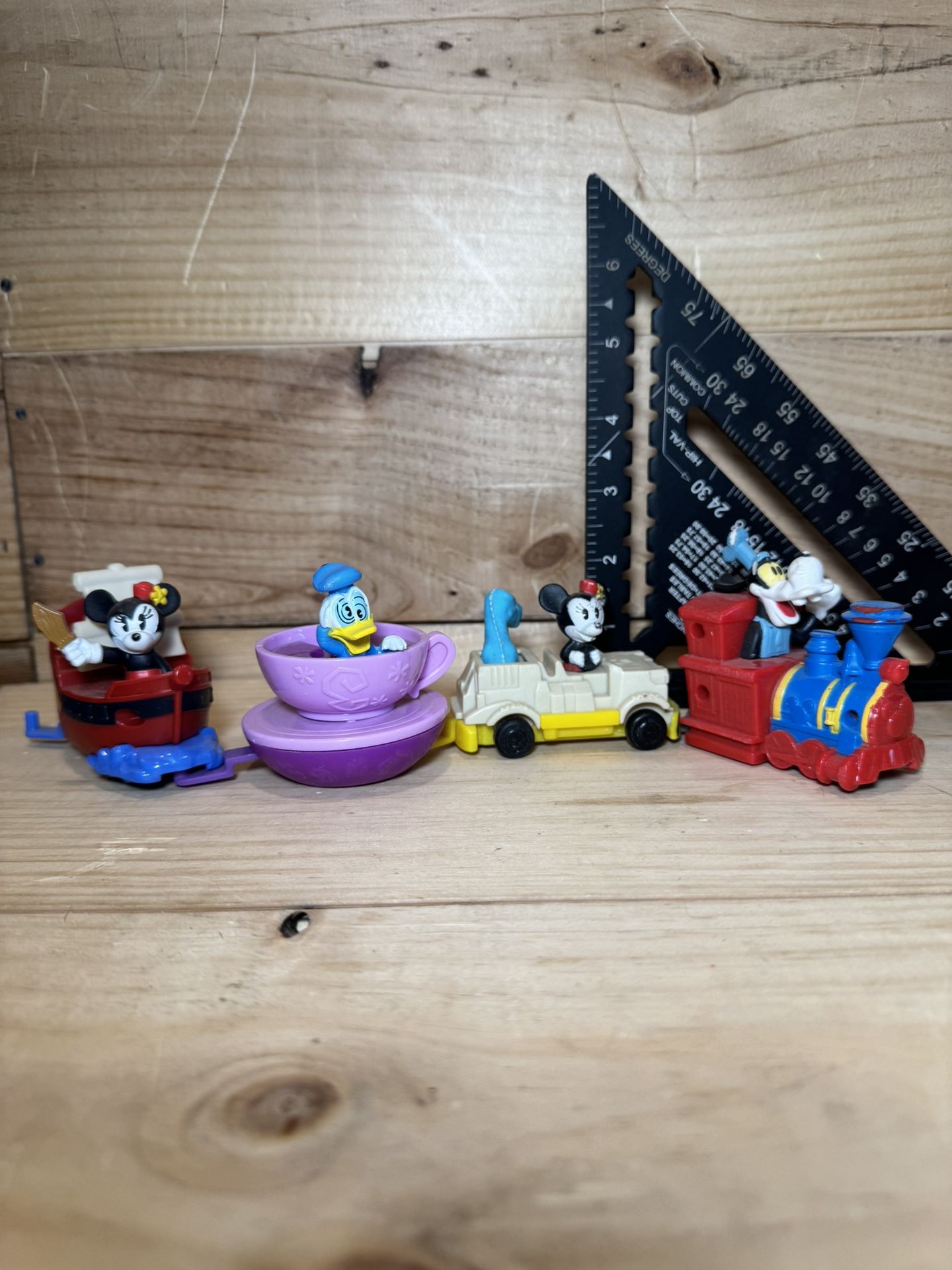 McDonalds 2020 Mickey Mouse Runaway Railway Goofy Donald Duck Minnie #scrappy
