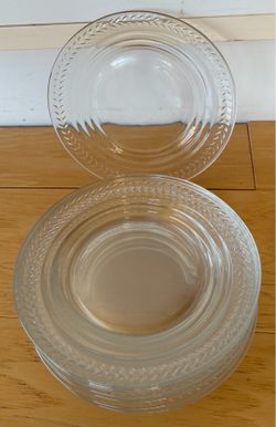 Glass bread plates, 8-6”.