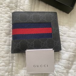 Gucci GG Supreme Sylvie-Web wallet, Black, New In box