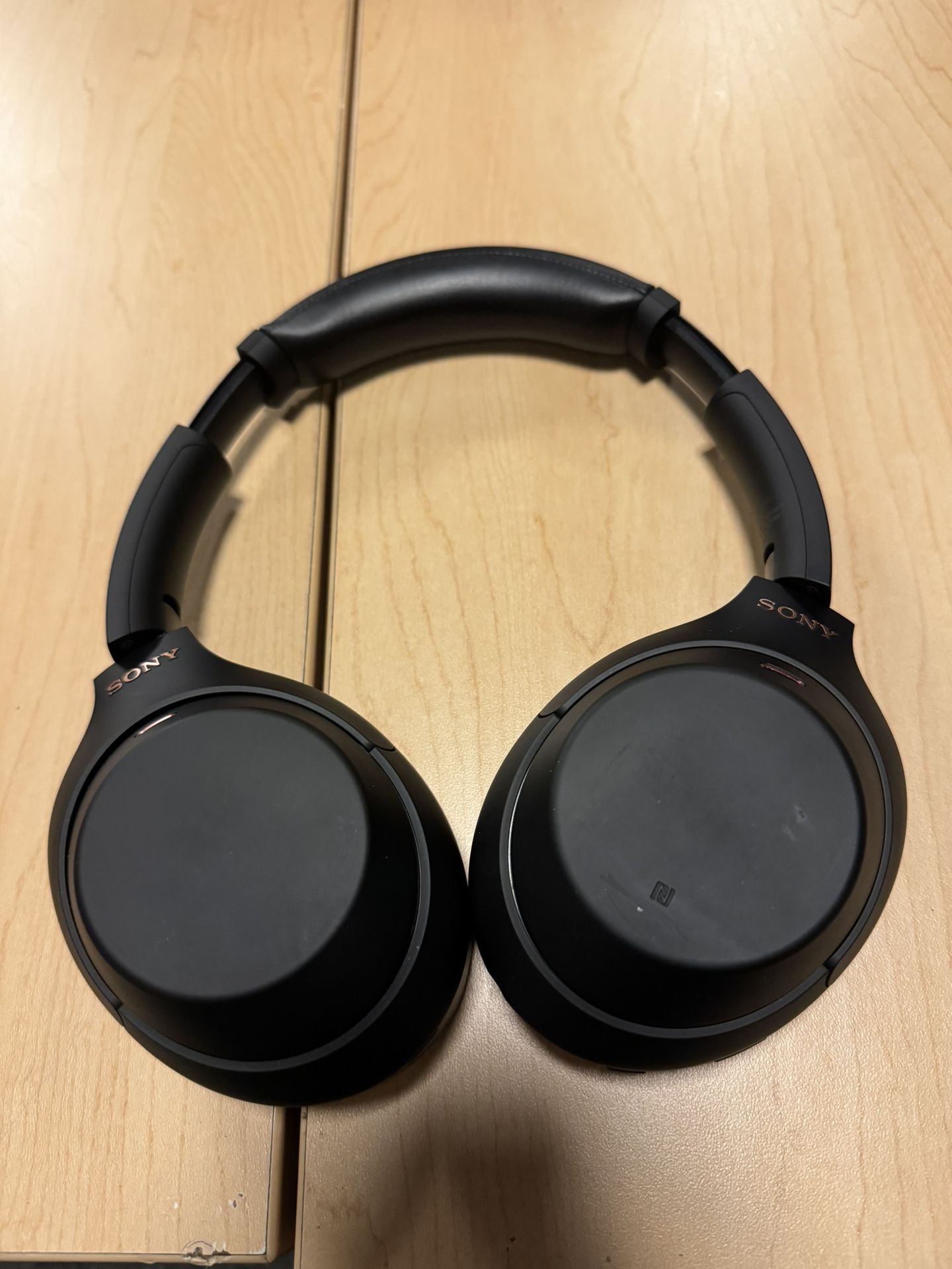 Sony XM4s