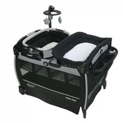 Graco Pack 'n Play Nearby Seat Playard