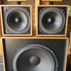 *** RARE Triad Model System 7 Satellite Speaker System With Subwoofer ***