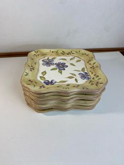 Set of 8 CAPRIWARE HAND PAINTED STONEWARE 8.5" x 8.5" SALAD/ DESSERT PLATES