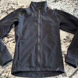 BRAND NEW AUTHENTIC CRYE FIELDSHELL 2 BLACK JACKET