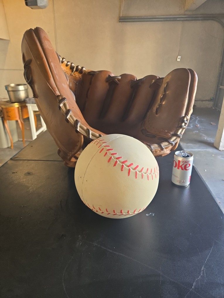 Baseball Glove Big Replica