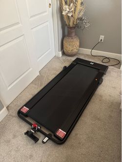 Lichico AD-4000 treadmill/walking pad