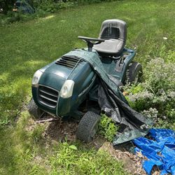 Tractor That Was Running Great And I Think It Needs Carburetor Work 
