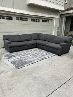Living Spaces 3-Piece Grey Sectional (Delivery Available)