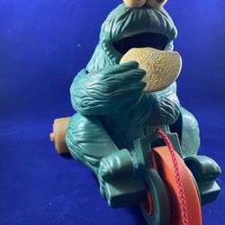 Vintage Hasboro Green Cookie Monster Pull Toy