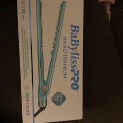 Babyliss Pro Hair Straightener