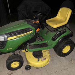John Deere E130