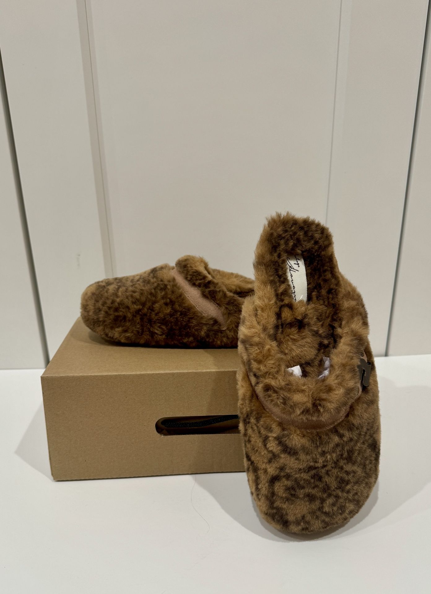 NIB Vintage Havana Easy Slides, Brown, Size 8, Wool and Cow Suede Upper