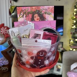 Gift Basket (makeup)