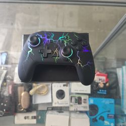 VOYEE- MODEL:S08 Switch Controller- Lite , OLED,  PC Windows 