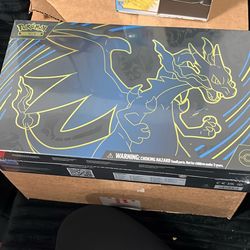 Upc Mega Charizar
