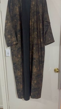 Brand New Dubai Abaya 🖤