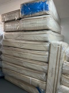 Luxury Saatva & Tempur-Pedic Mattresses – 50-80% Off!     •    Brand New, Minor Blemishes (Nothing That Affects Comfort)     •    King, Queen, Full, T